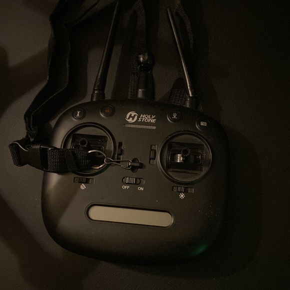 HolyStone Drone HS700 with Battery and Controller - Picture 4 of 5